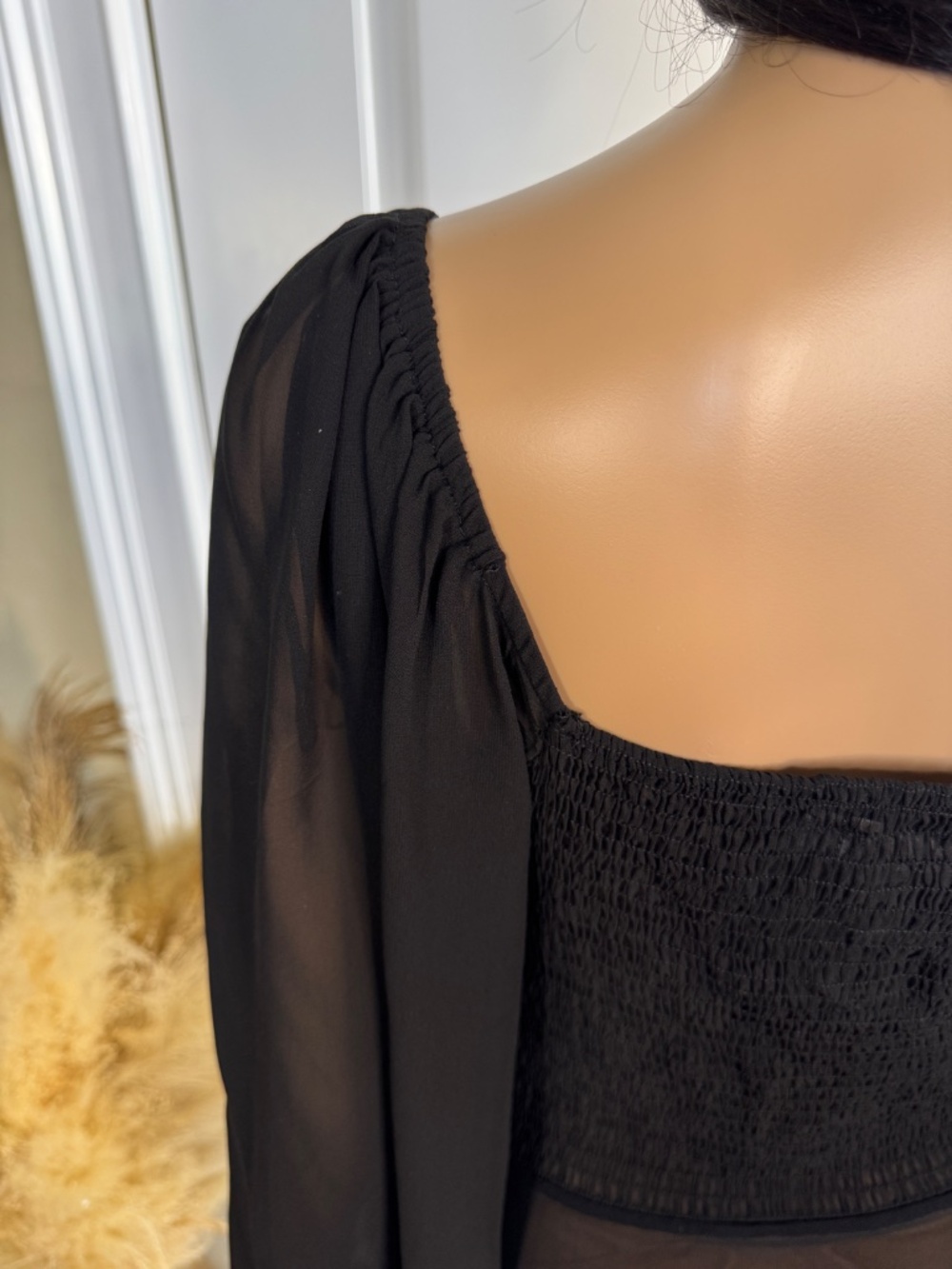 BLACK SHEER BALLOON SLEEVE BODYSUIT WITH SWEETHEART NECKLINE SIZE LARGE - Picture 8 of 15